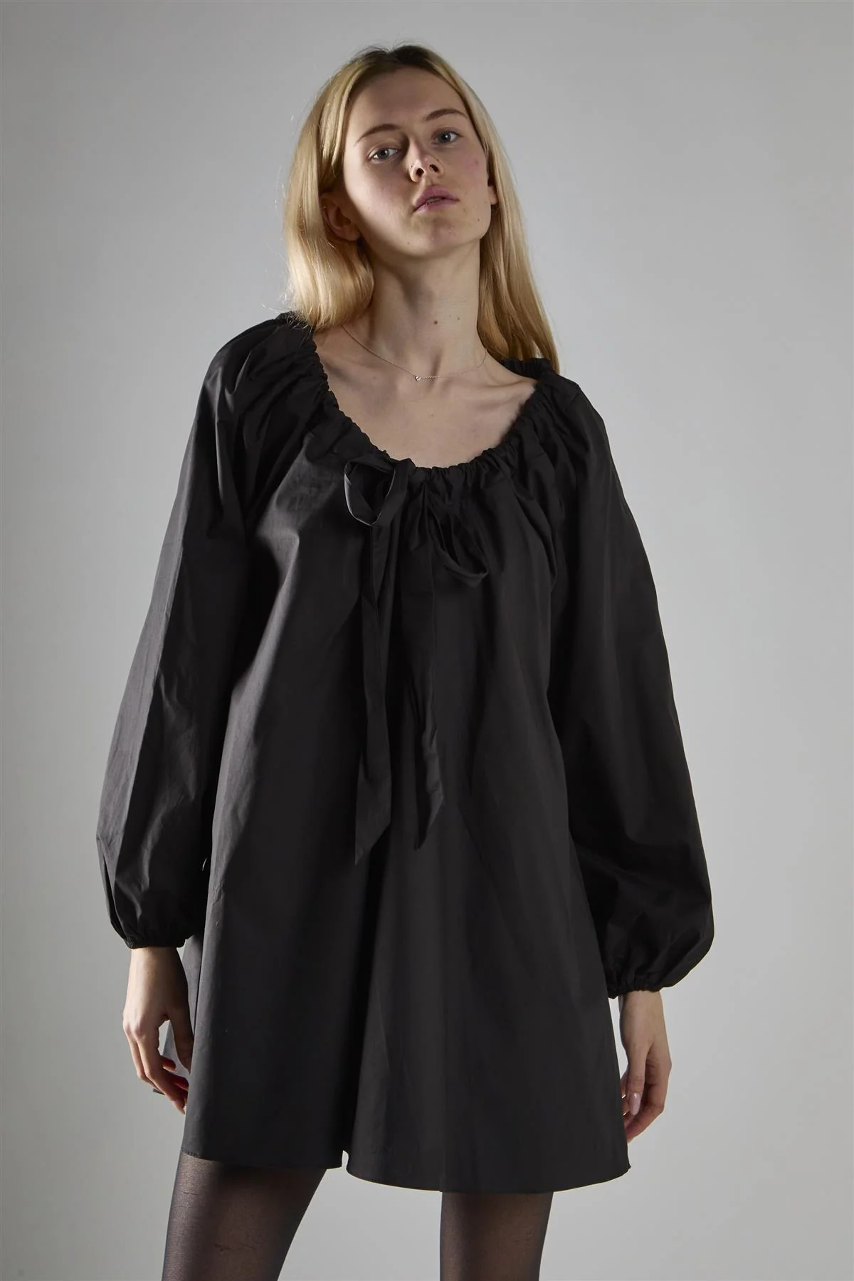 Black Long-Sleeve Tie Detail Mini-Dress - Image 3