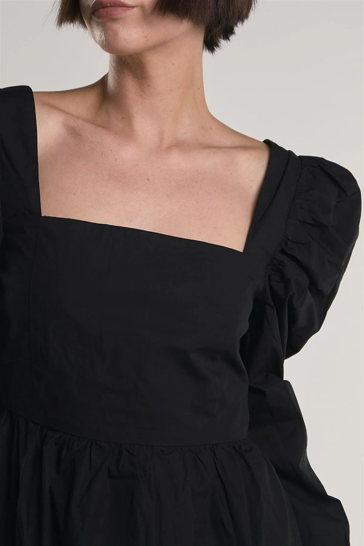 Black Puff-Long-Statement-Sleeve Maxi-Dress - Image 4