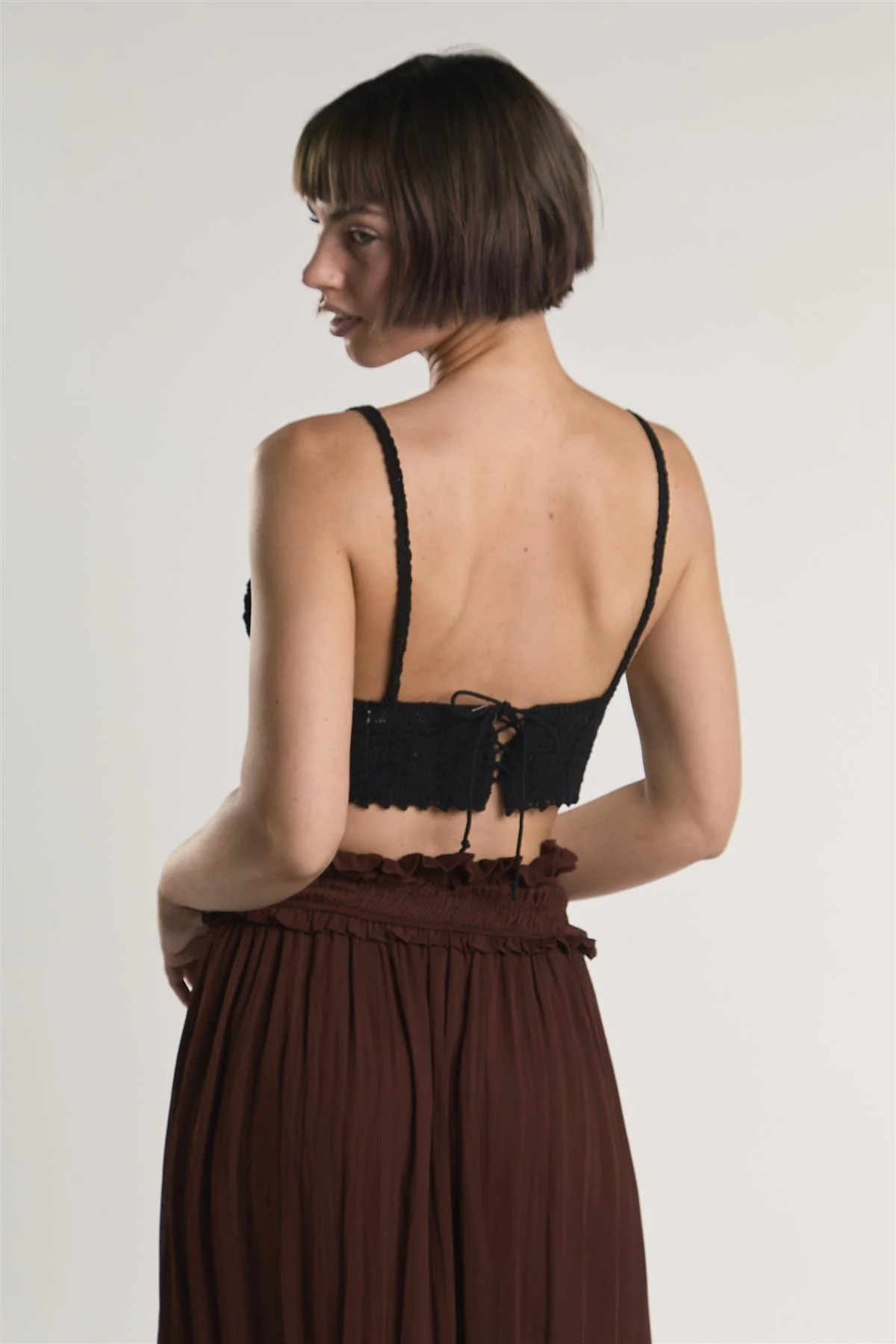 Black Sleeveless-V-Neck-Crochet Crop-Top - Image 2