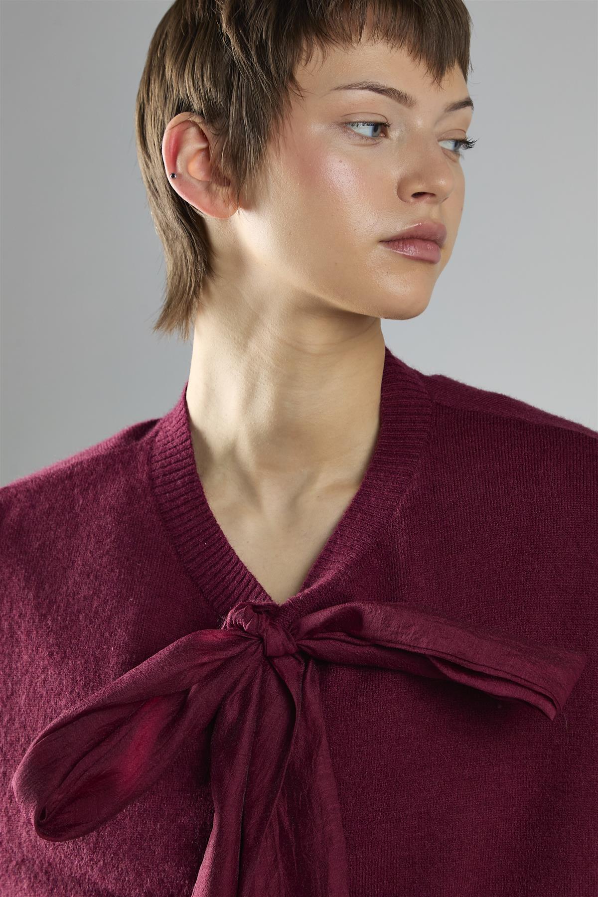 Burgundy Bow-Front Cardigan - Image 4