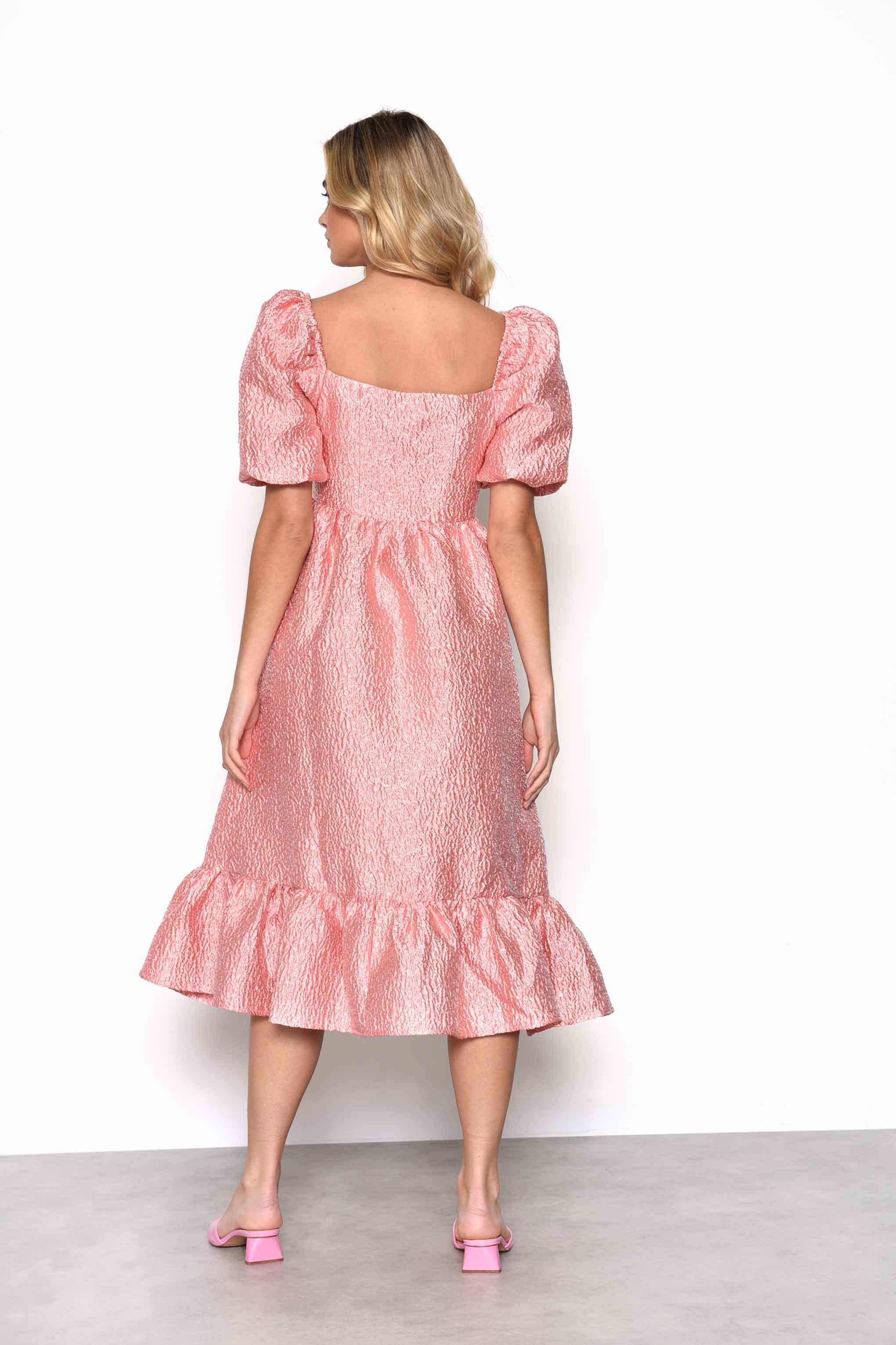 Glamorous Light Coral Textured Square Neck Puff Sleeve Empire line Midaxi Dress with Tiered Oversized Skirt - Image 2