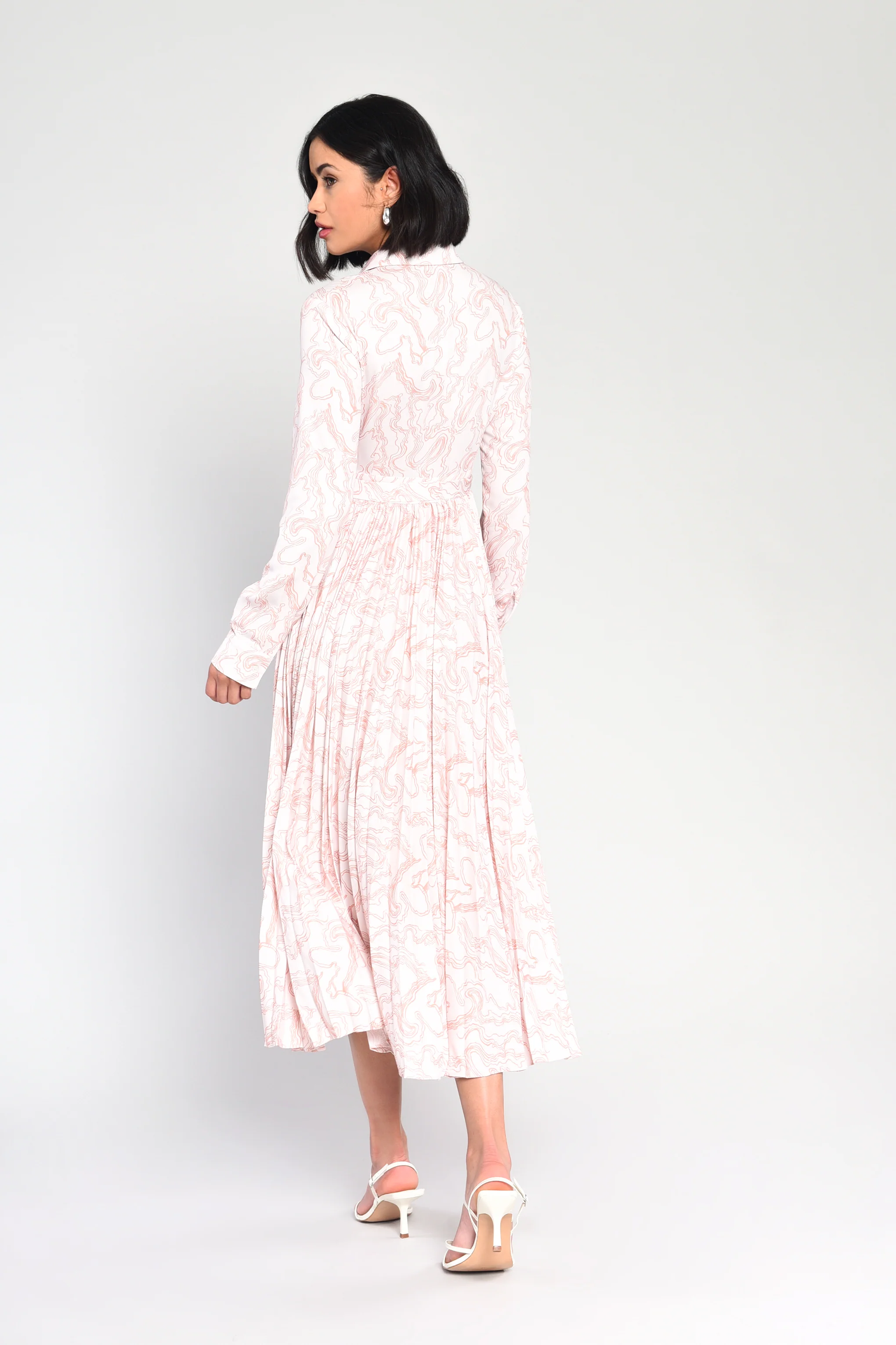 Glamorous Nude Abstract Print Belted Pleated Midi Dress - Image 2