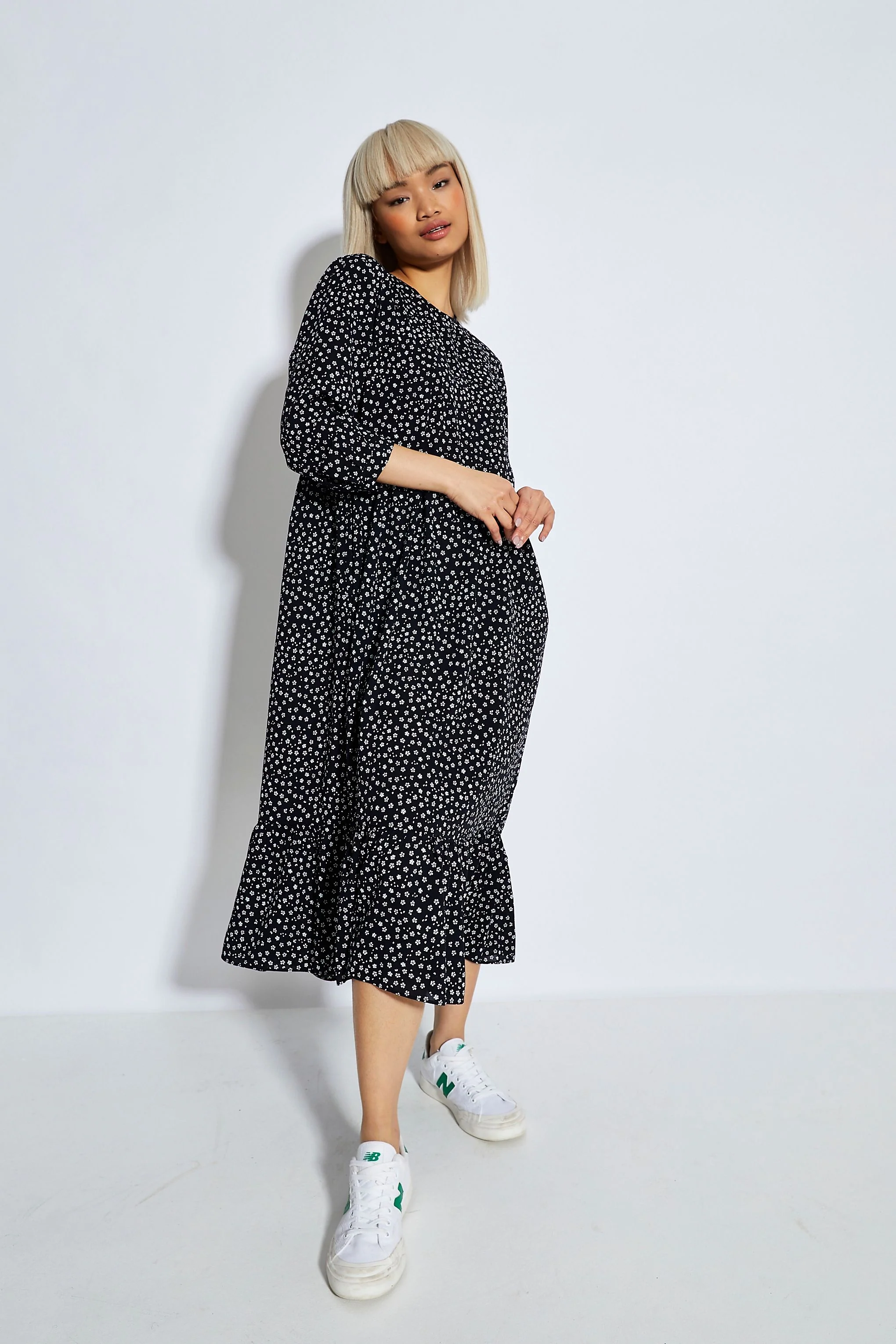 Glamorous Black White Mini Ditsy 3/4 Length Sleeve Midi Dress - Image 2