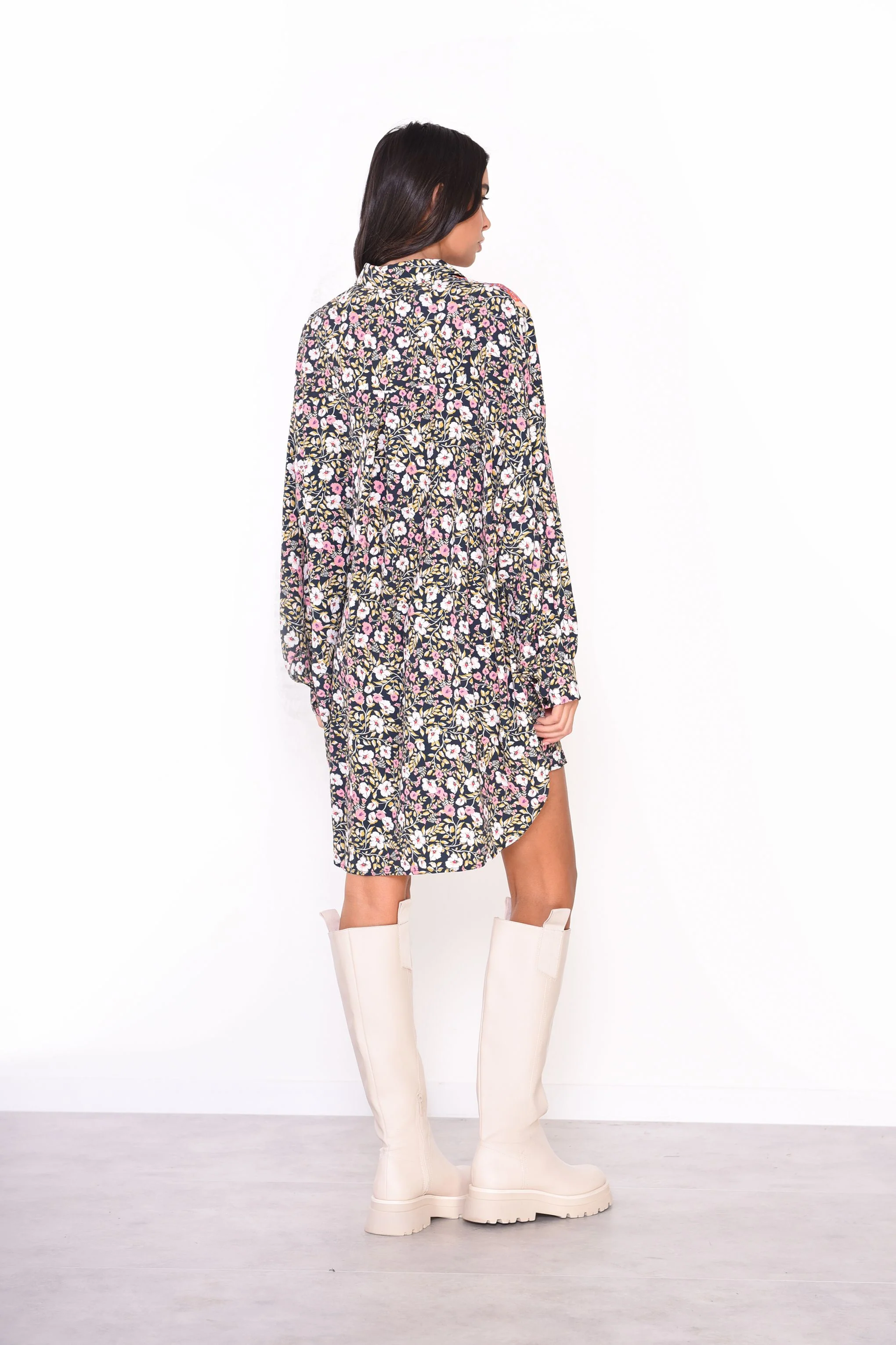 Glamorous Mixed Folk Floral Shift Midi Dress - Image 3
