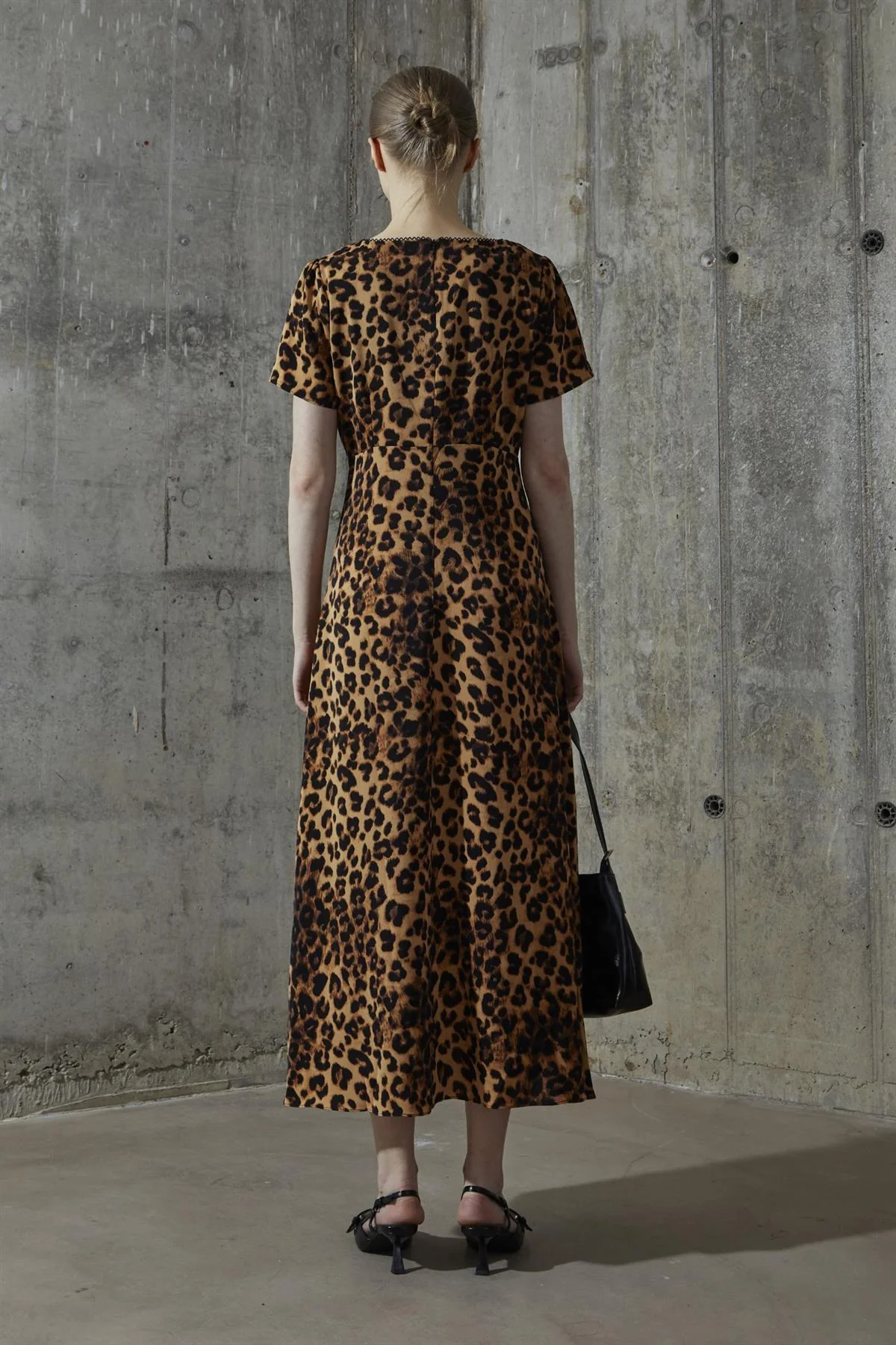 Leopard V-neck Midi-Dress - Image 2
