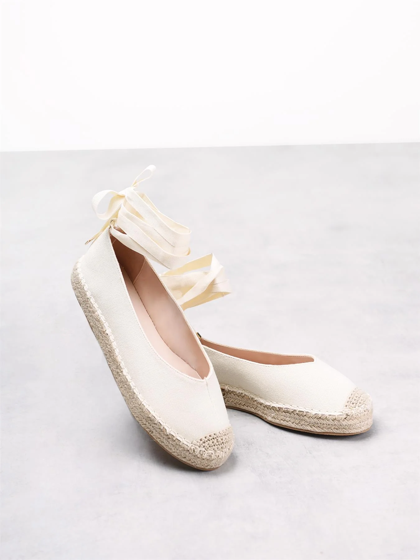 Natural Woven Tie Ankle Shoes - Image 3