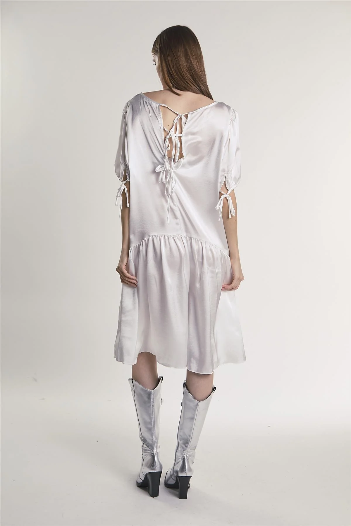 Off-White Drop-Waist Midi-Dress - Image 2