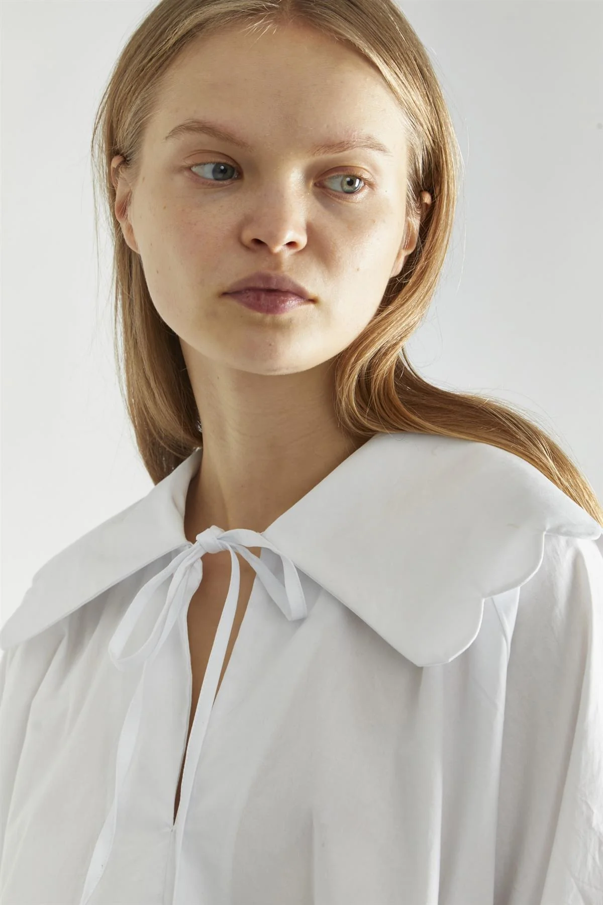 Off-White Oversized-Collar Blouse - Image 4