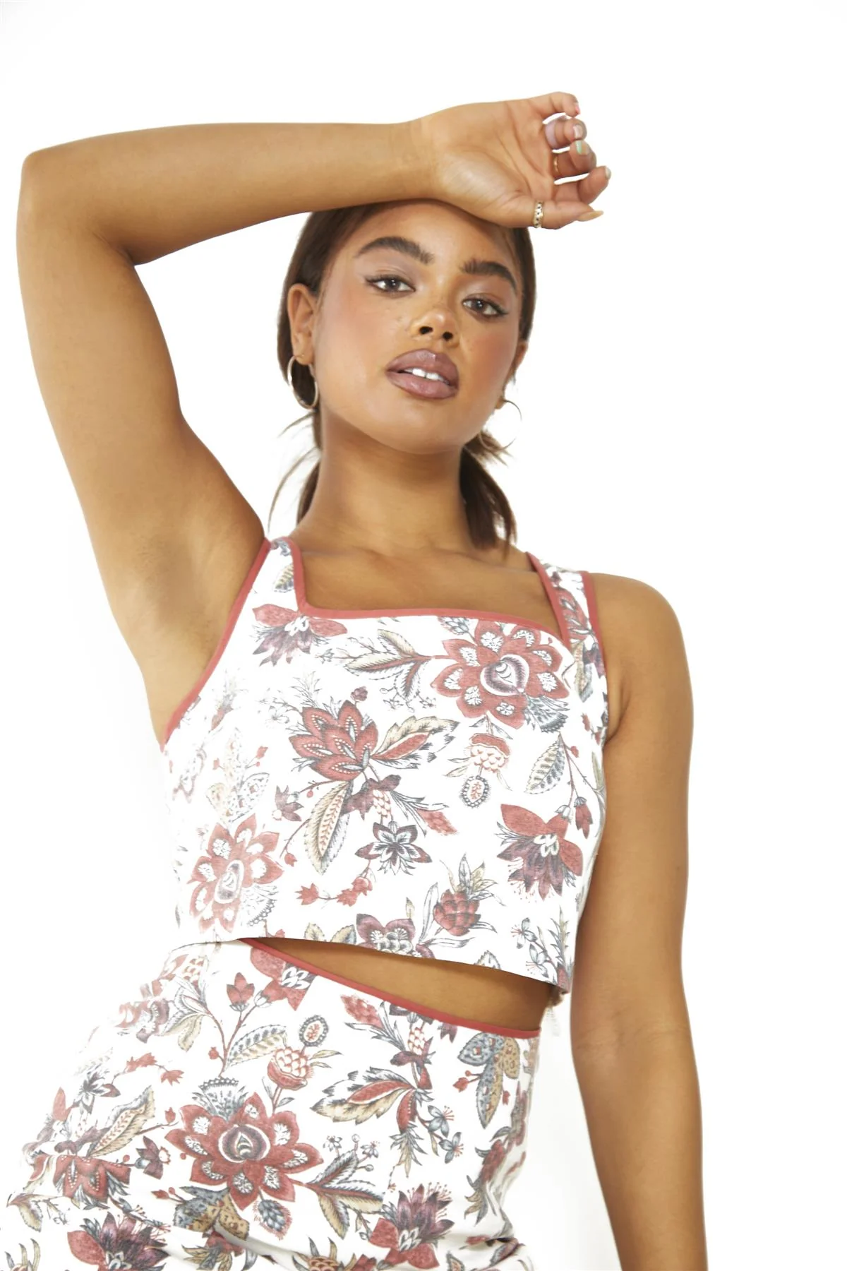 Rustic Floral Red Square-Neck Crop-Top - Image 3