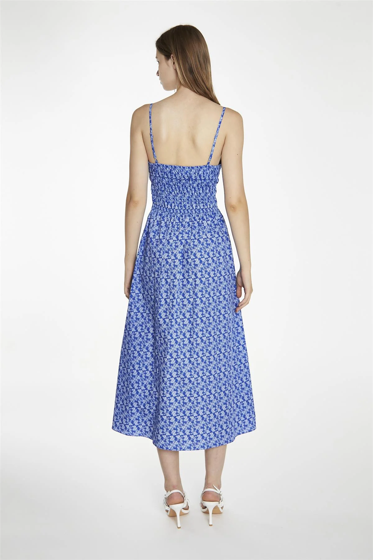 Ultramarine Ditsy Cinched Waist Midi Dress - Image 2