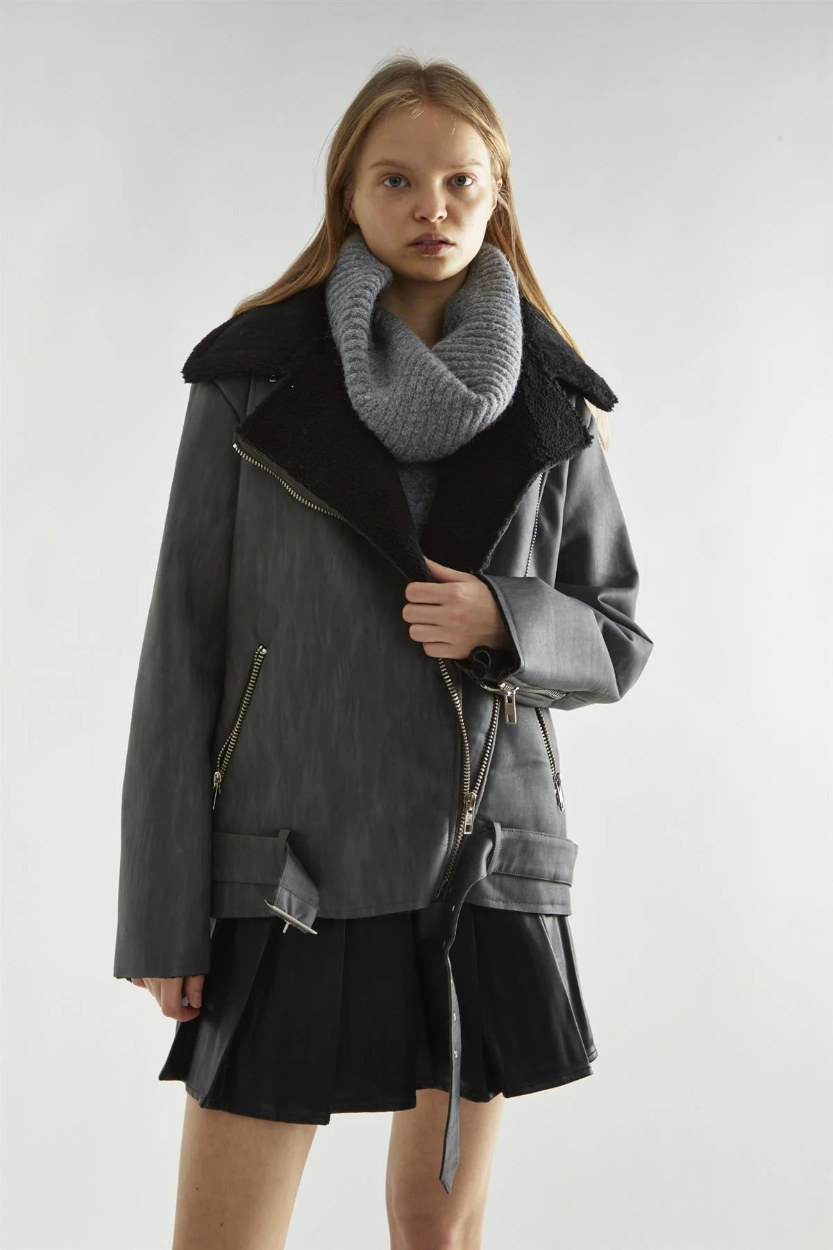Washed Black Leather Midi- Jacket - Image 3